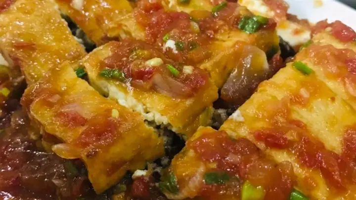 Đậu Hũ Nhồi Thịt Sốt Cà Chua - Súp Lơ Xanh Luộc - Trứng Chiên Nước Mắm - Canh Mướp Thịt Băm Đậu Hũ Nhồi Thịt Sốt Cà Chua - Súp Lơ Xanh Luộc - Trứng Chiên Nước Mắm - Canh Mướp Thịt Băm