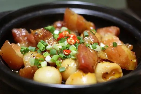 Công Thức Nấu Thịt Kho Tàu Ngon Đúng Vị, Xoắn Lưỡi Khi Ăn