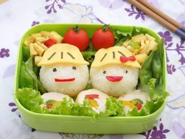 Top Những Ý Tưởng Trang Trí Bữa Ăn Cho Trẻ Giúp Bé Ngon Miệng Hơn